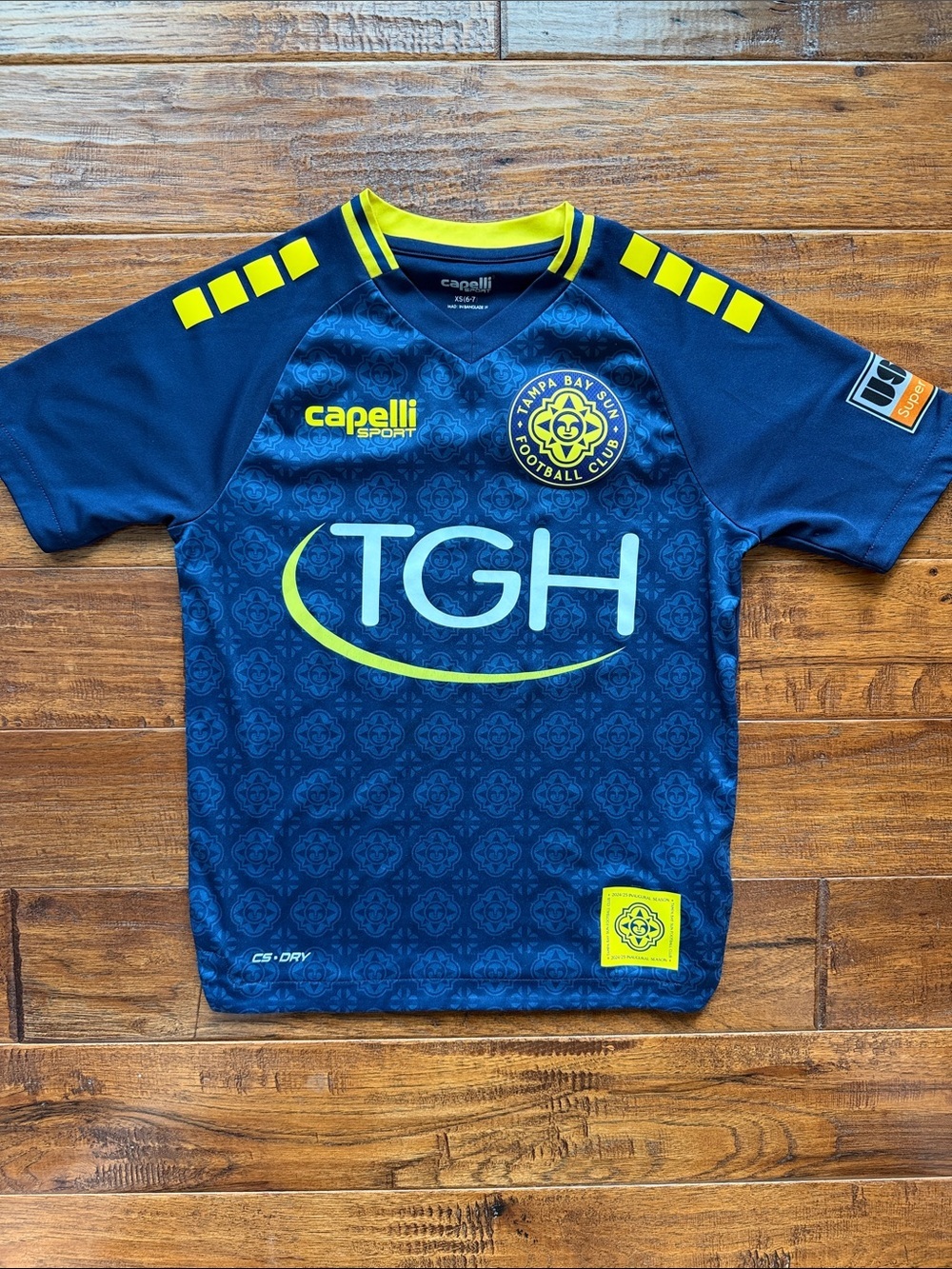Tampa Bay Sun Football Club Capelli of New York Kids Soccer Jersey, size 6-7 - Picture 1 of 6